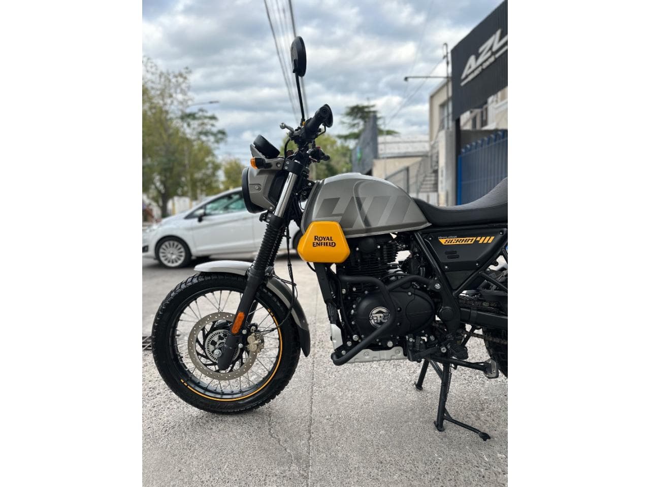 Royal Enfield Scram 411 - 2023 Con 1.200km