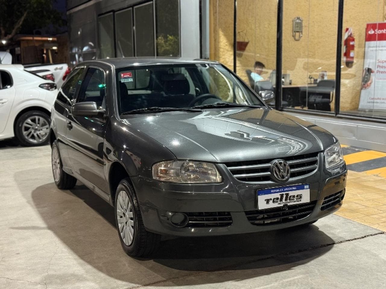 Volkswagen Gol Power 3p 1.4 Año 2012