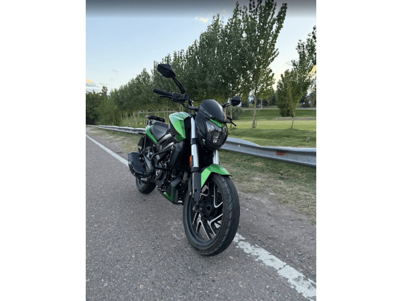 Dominar 400 2022 Leer Descripción