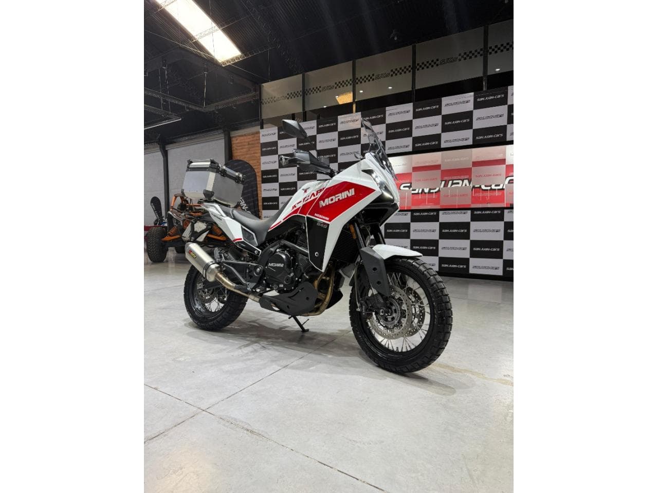 Morini X-cape 650 2024 2000km