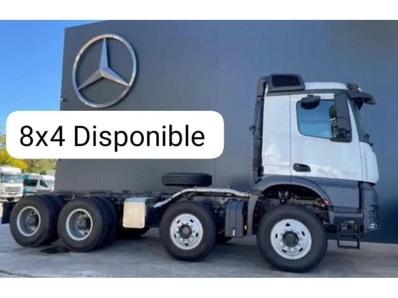 Mercedes Benz Arocs 4848 8x4