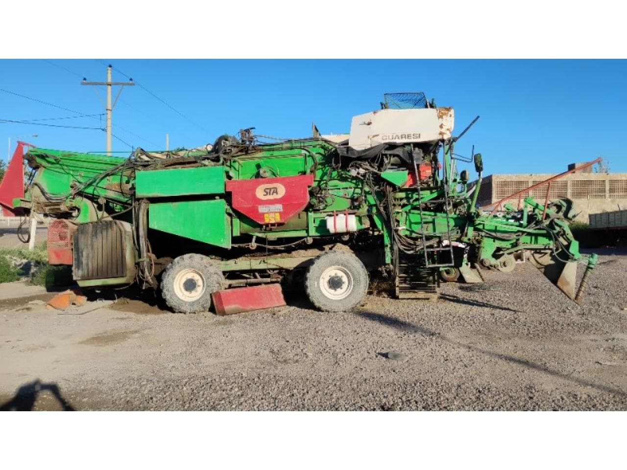 3 Cosechadoras De Tomate Mas Otra Desarmada Para Repuestos..