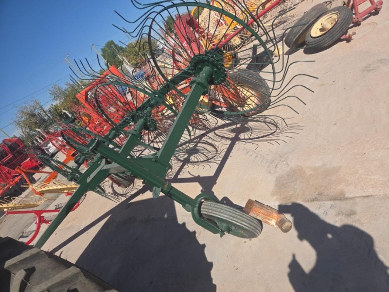 Rastrillo De 4 A 6 Soles