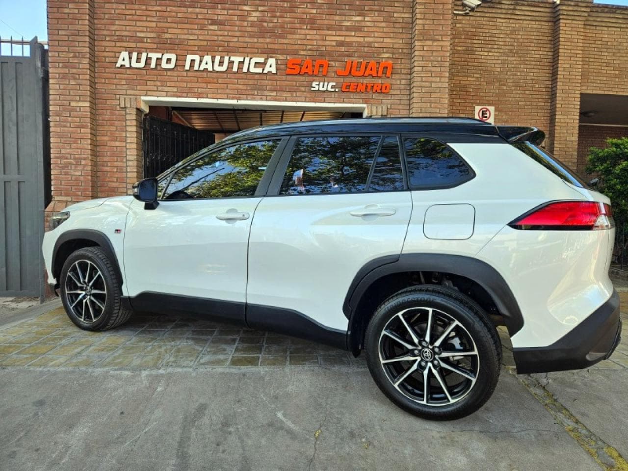 Toyota Corolla Cross Gr 2.0 Cvt, Año 2022