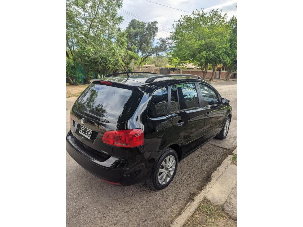 Volkswagen Suran Trend Line 2010