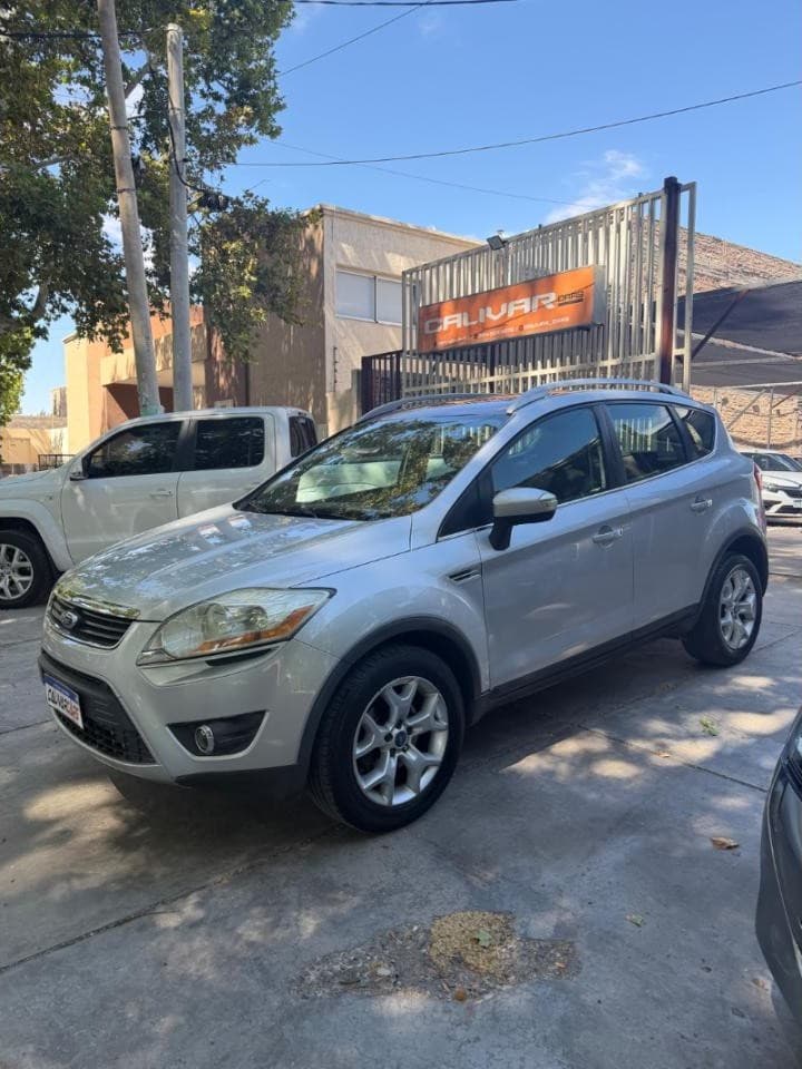 Ford Kuga 2010 Titanium 4x4 Impecable