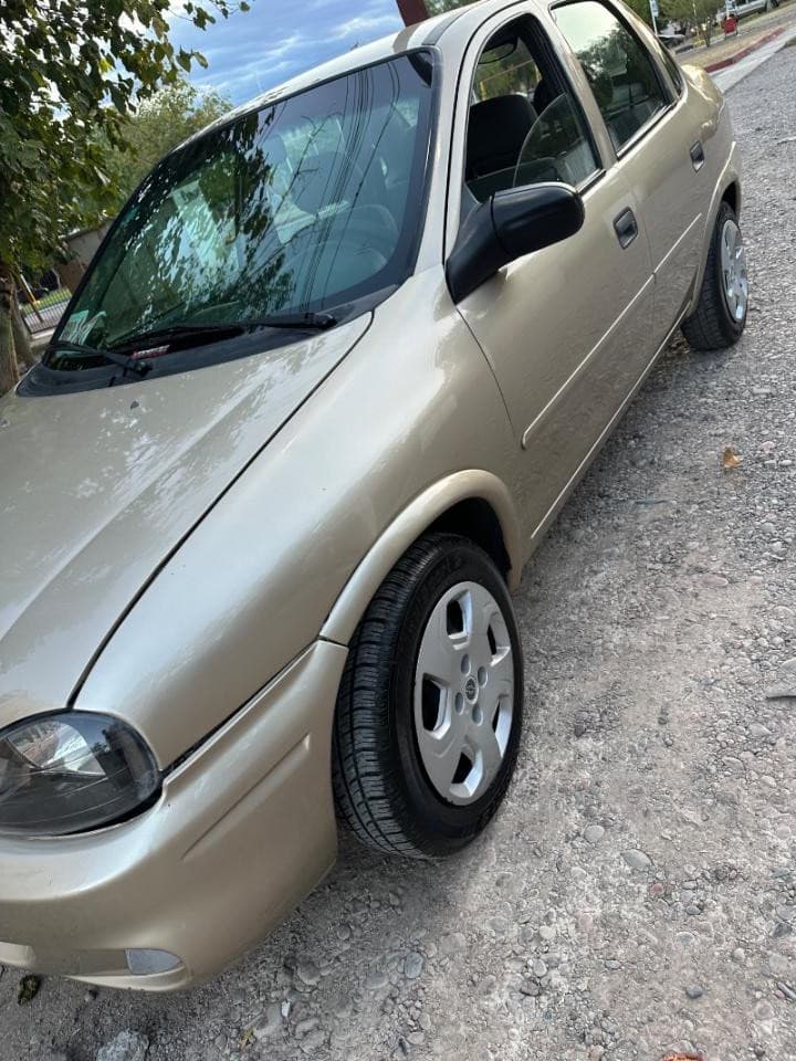Titular Vende Chevrolet Corsa 2010