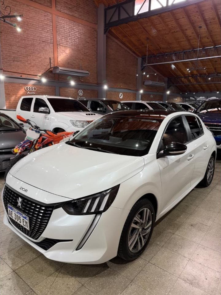 Peugeot 208 Feline Triptronic 2020