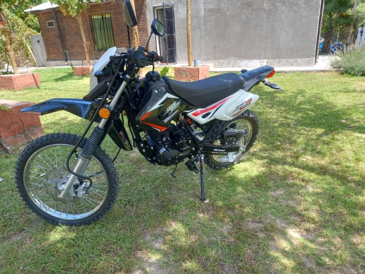 Vendo. Motomel 125 Entreme