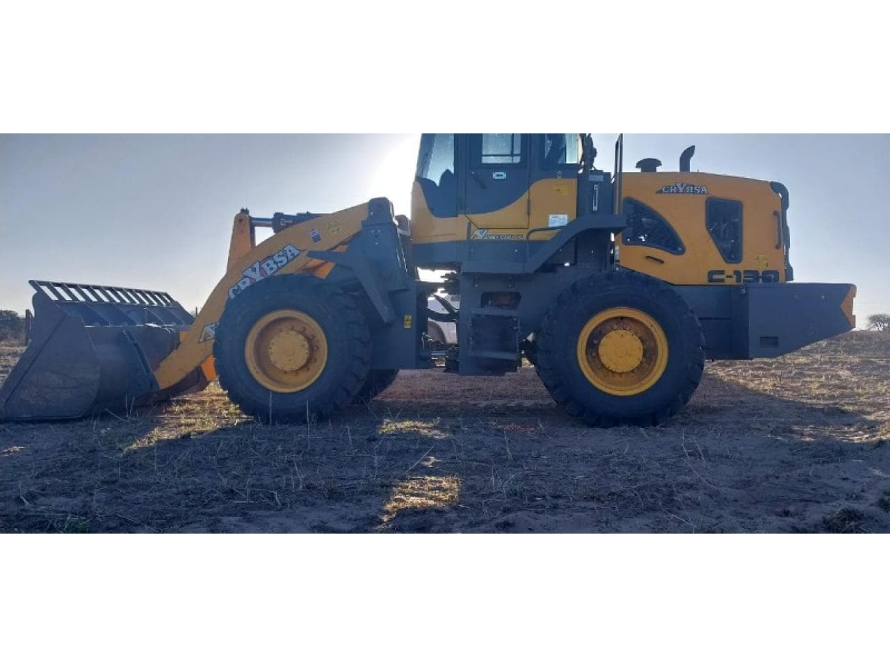 Cargadora 2 Mts Cribsa Nueva Excelente Precio